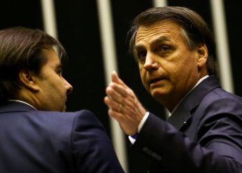 Justiça arquiva ação de Maria do Rosário contra Jair Bolsonaro