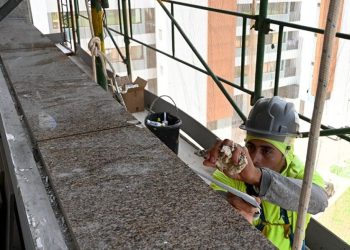 Projeto permite uso do FGTS em construções ou reformas