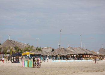 Festivais de música agitam o litoral do Piauí neste final de semana