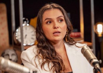 Fora de ‘Elas por Elas’, Monica Iozzi não começou gravações, diz assessoria