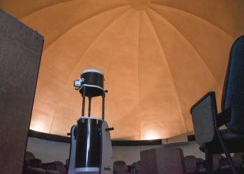 Planetário da UFPI é reaberto e atrai apreciadores e curiosos da astronomia