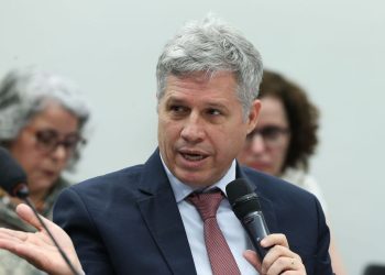 Ministro diz que governo quer paz no campo e retomará reforma agrária