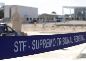 STF aprova proposta de orçamento com salário de R$ 44 mil para ministros