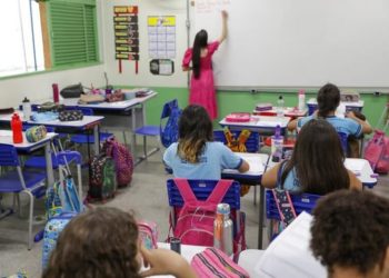 Nova lei prevê estímulo a matrículas nas escolas em tempo integral
