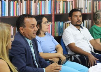 Semec realiza reunião para implantação do projeto de compostagem