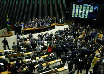 Minirreforma eleitoral representa “graves retrocessos”, diz Conamp