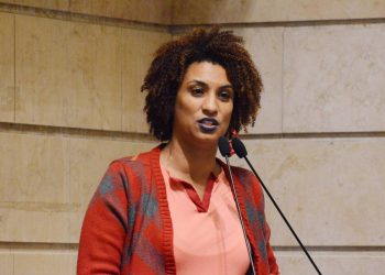 Ex-assessora de Marielle Franco lança livro sobre a vereadora
