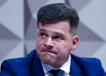 Silvinei Vasques guardava fotos de Hitler no celular