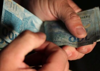 Câmara deve votar taxação para super-ricos nesta semana