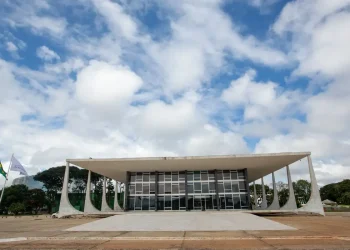 STF irá julgar omissão do Congresso sobre licença-paternidade