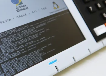 TSE testa urnas eletrônicas para eleições de 2024