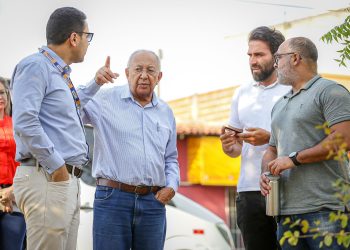 Prefeitura de Teresina visita obra que transforma lixão em parque ambiental