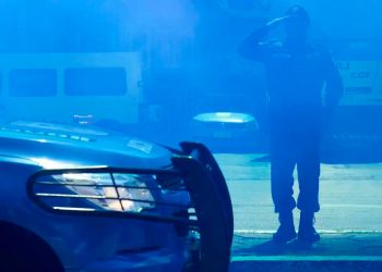 Estudo mostra que a cada 100 mortos pela polícia em 2022, 65 eram negros
