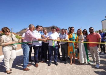 Rafael Fonteles inaugura obras de mobilidade urbana no sul do Piauí