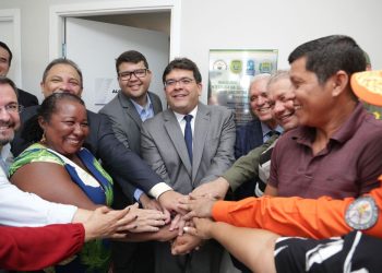 Governo do Piauí inaugura unidade de segurança no Encontro dos Rios
