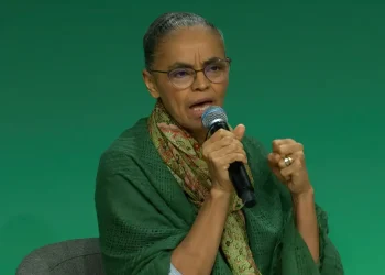 Marina Silva defende fim do uso de combustíveis fósseis na COP 28