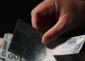 Salário mínimo de 2024 pode causar crise em prefeituras do Piauí