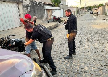 Polícia prende 5 e apreende 20 motos em operação contra “rolezinho”