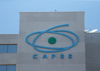 Capes antecipa bolsas de pós-graduação no Brasil