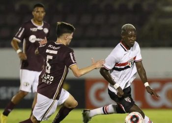 São Paulo vence Ferroviária e mantém vivo sonho do penta na Copinha