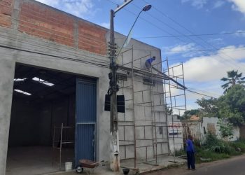 Equatorial Piauí alerta para riscos de acidentes com energia elétrica em obras