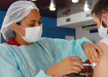 FMS realiza vacinação Covid durante feriado de carnaval