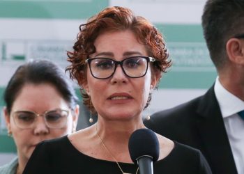 Carla Zambelli é indiciada pela PF por invasão de site do CNJ
