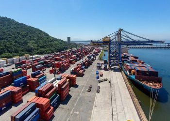 Balança comercial brasileira teve superávit de US$ 1,5 bi na 3ª semana de março