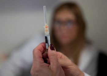 Vacina contra o HPV está disponível na rede de saúde de Teresina
