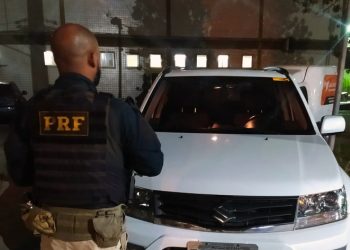 Homem adultera placa de carro e acaba preso no RJ
