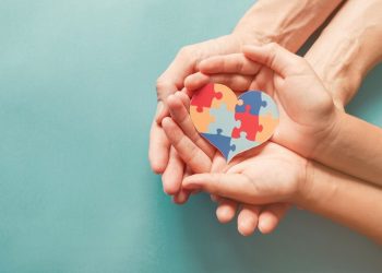 Tarifa Social de Energia Elétrica é garantido para pessoas com autismo