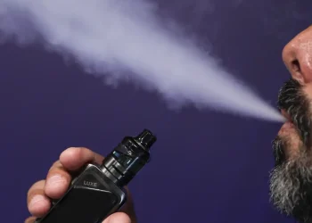 Anvisa adia para sexta debate sobre cigarro eletrônico