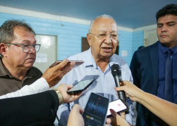Prefeito de Teresina reúne com direção da APAE para tratar de convênio
