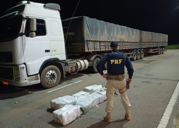 PRF apreende 139 kg de Maconha e 6 toneladas de descaminho em carreta na BR 174