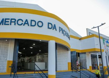 Dr. Pessoa entrega Mercado da Piçarra reformado para população