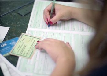 Cerca de 27 mil famílias no Piauí podem perder benefício da Tarifa Social