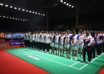 Atleta chinês de 17 anos tem mal súbito e morre durante partida de Badminton na Indonésia