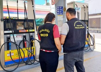 Procon/MPPI fiscaliza postos de combustíveis de Teresina após anúncio de aumento
