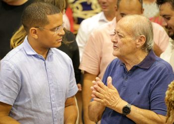 Silvio Mendes anuncia convocação de aprovados na Semec e construção de escola em Teresina