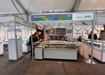 Opalas de Pedro II ganham destaque na maior feira internacional de jóias nos EUA