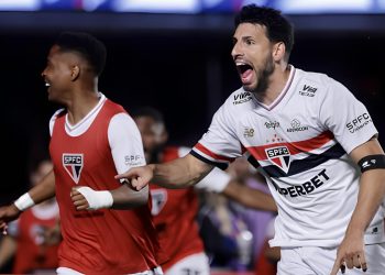 São Paulo vence o Novorizontino e está na semifinal do Paulistão