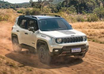 Jeep lança série especial do Renegade para celebrar 10 anos de produção no Brasil
