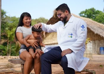 Mais Médicos abre 3 mil vagas para ampliar atendimento e reduzir tempo de espera no SUS
