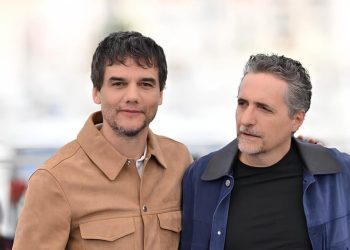 ‘O Agente Secreto’: Wagner Moura e Kleber Mendonça Filho são premiados em Cannes