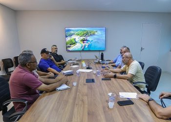 Sada e SAF discutem melhorias para irrigantes e aquicultores do Piauí