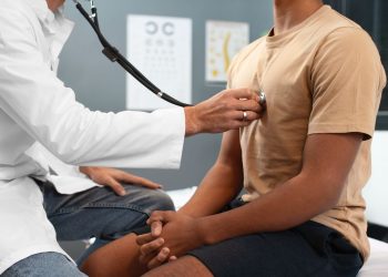 Bem-estar do coração inclui hábitos saudáveis e cuidados com saúde mental