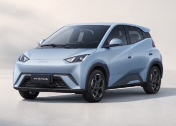 Produção nacional de veículos elétricos reduz custos e fortalecem vendas diretas