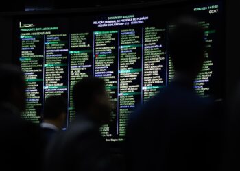 Sessão do Congresso desta quinta-feira (16) que analisaria vetos e LDO é cancelada