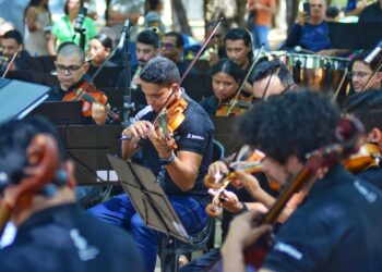 Teresinenses aproveitam feriado e celebram Dia do Piauí na Feira Vem Pra Saraiva