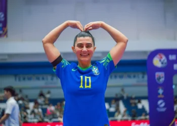 Aos 42 anos, Luciléia comemora estar na primeira Copa do Mundo da FIFA